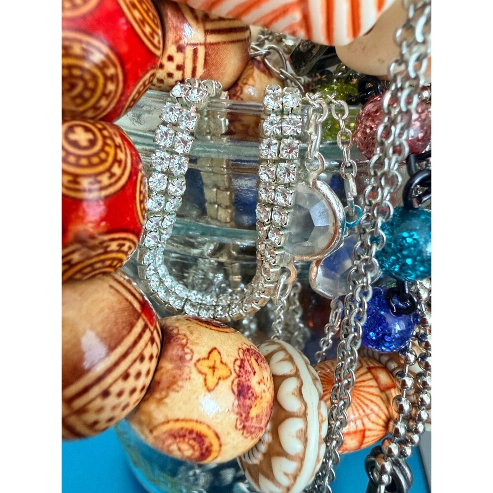 Jewelry Mystery Surprise Lot -25 - 30 Pcs Estate Vintage & Modern Mix - Picture 4 of 7
